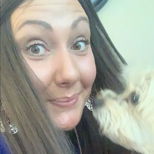Meet your Posher, Amanda!